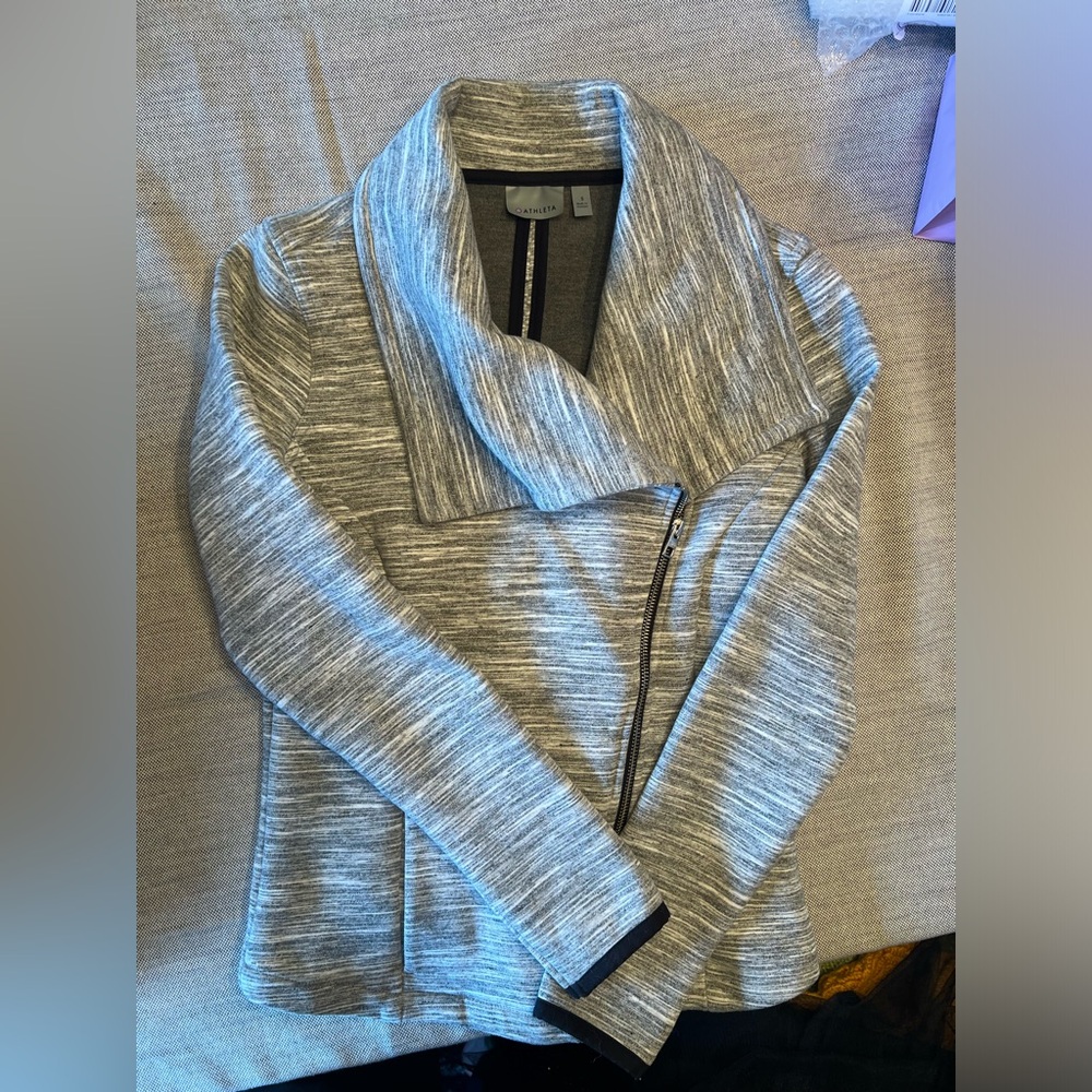 Athleta Outer City Limits Jacket Size Small - excellent used condition